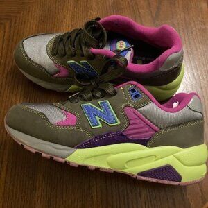 New Balance 580 - Size 5.5